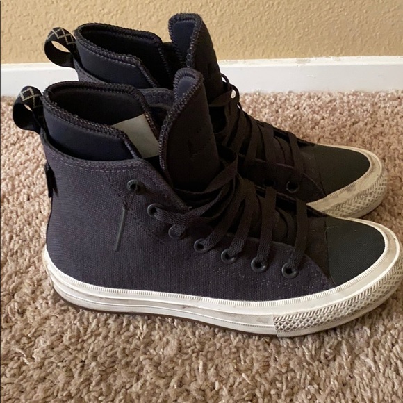 Shoes - Picture 3 of 4